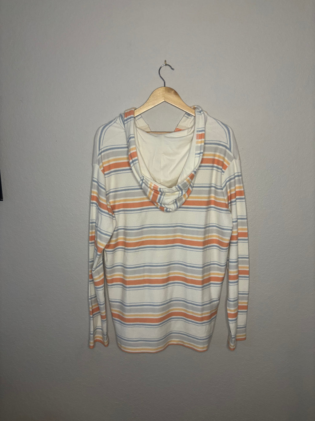 Pastel Stripe Hooded Henley · Men’s Tall Medium