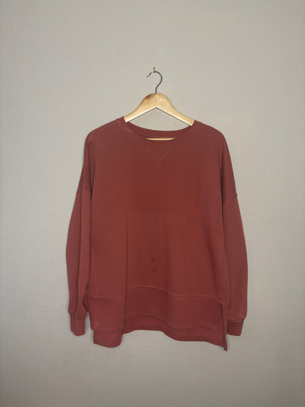 Washed Clay Crewneck · Women's Medium
