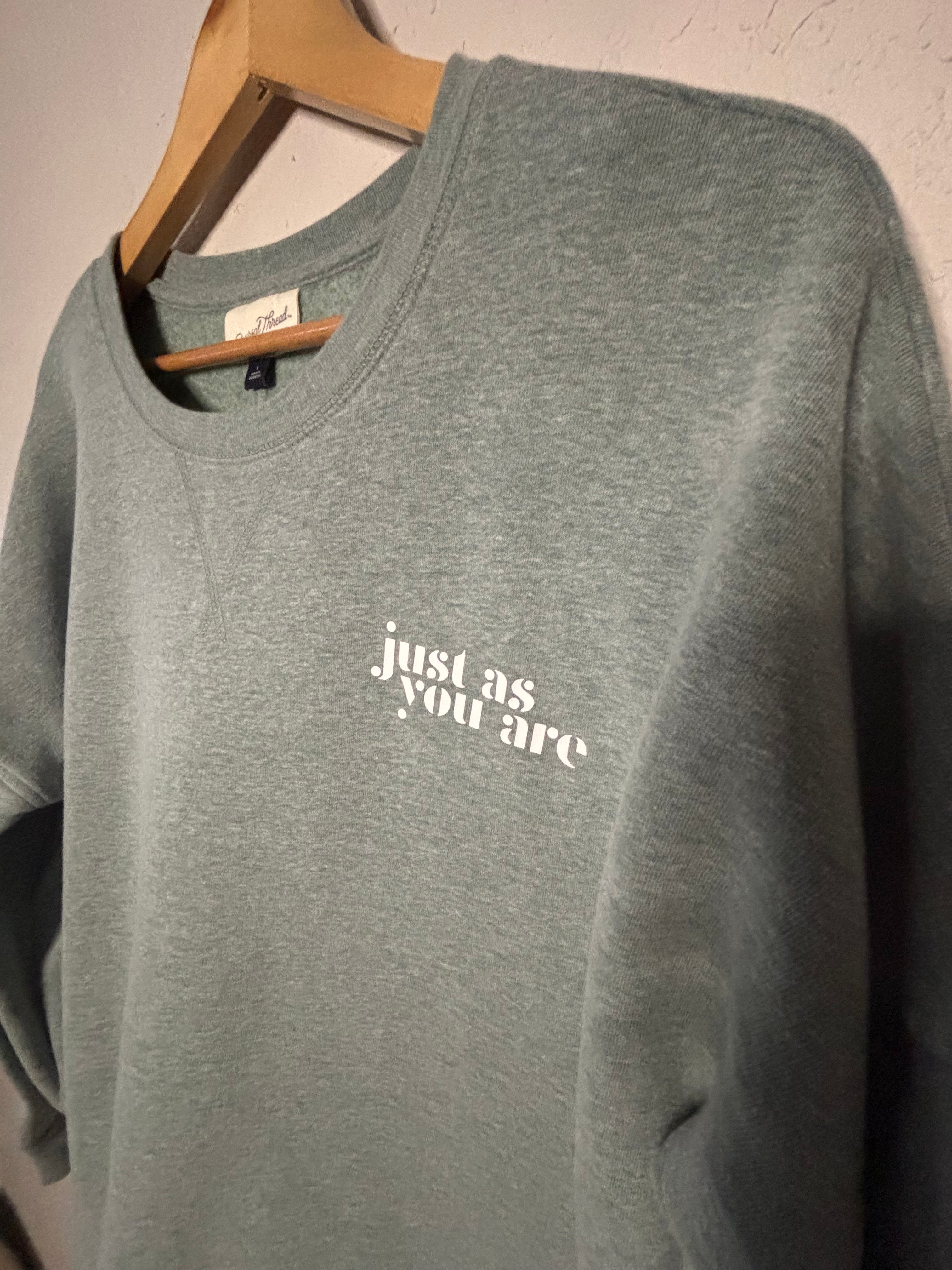Soft Sage Crewneck · Women's Large