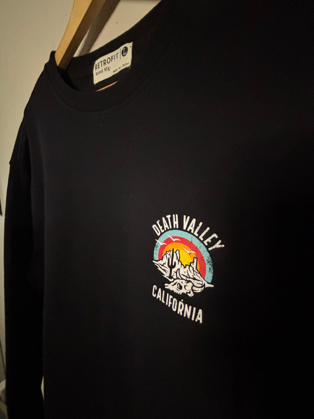 Death Valley Graphic Crewneck · Unisex Large