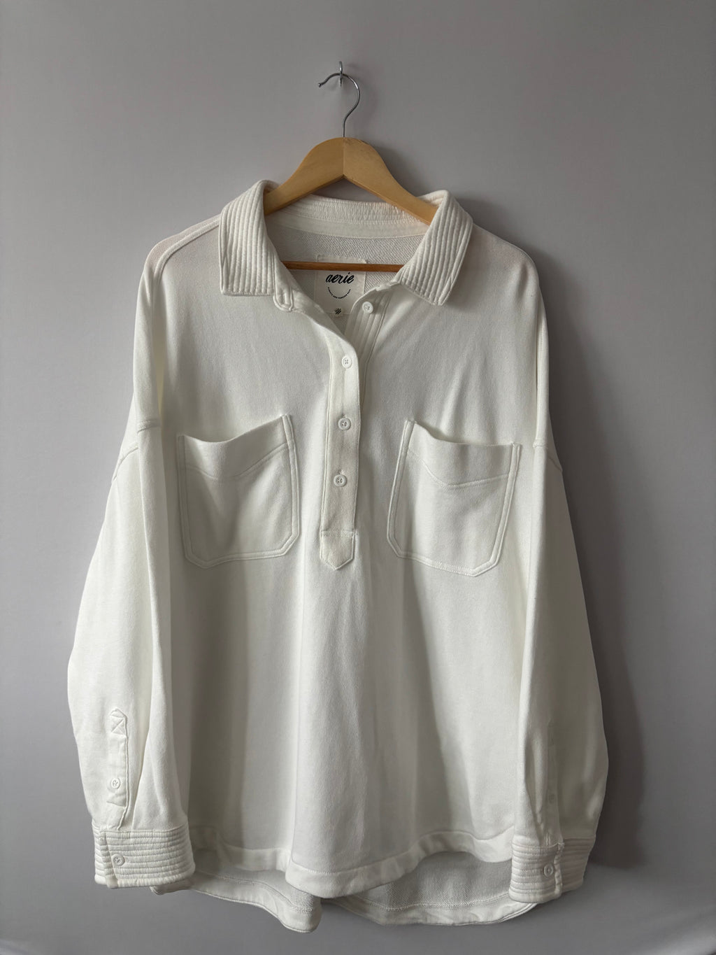 Aerie White Pullover Shirt • Women’s XL