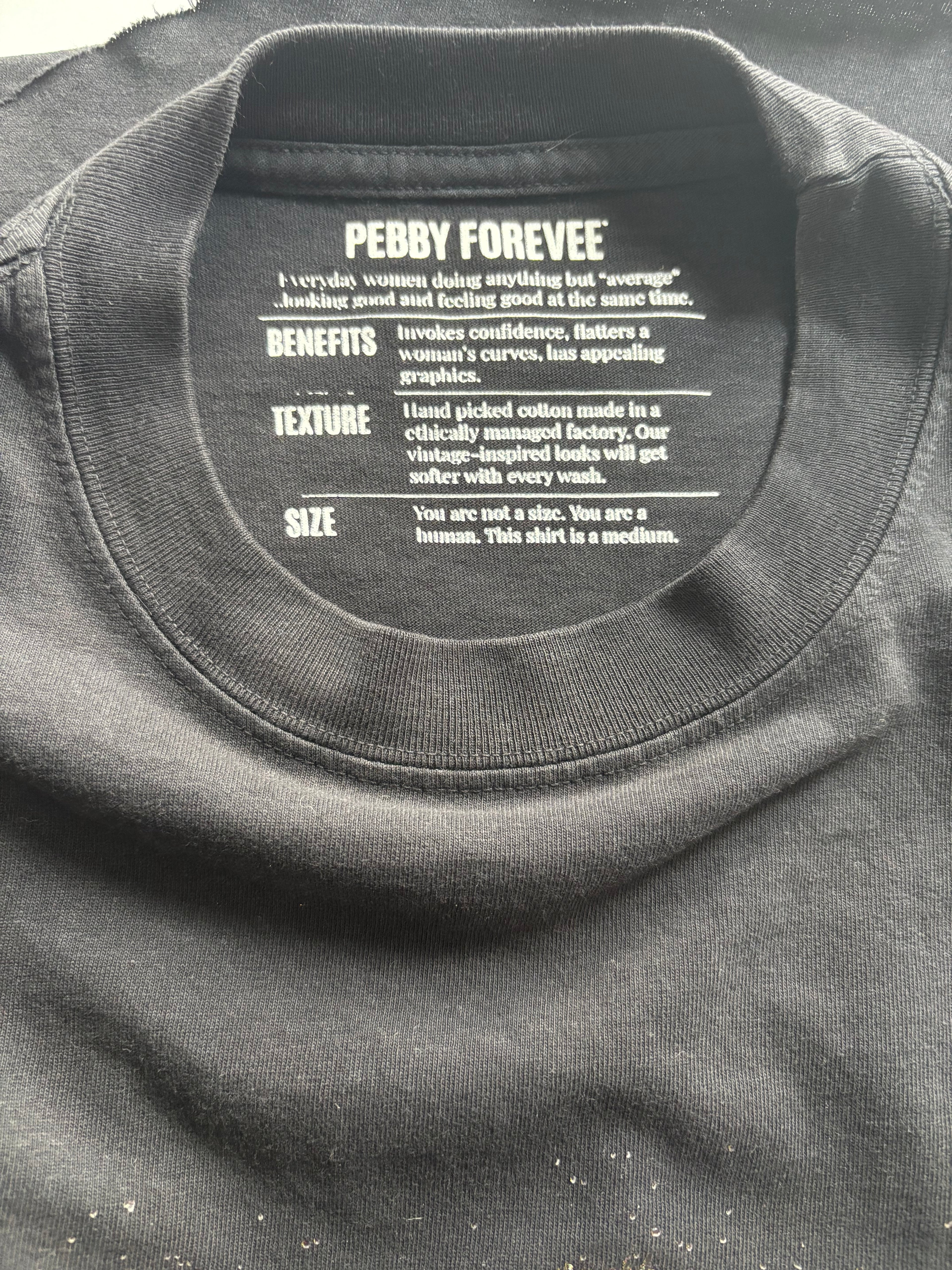 Pebby Forevee Wolf Graphic Tee · Women’s Medium