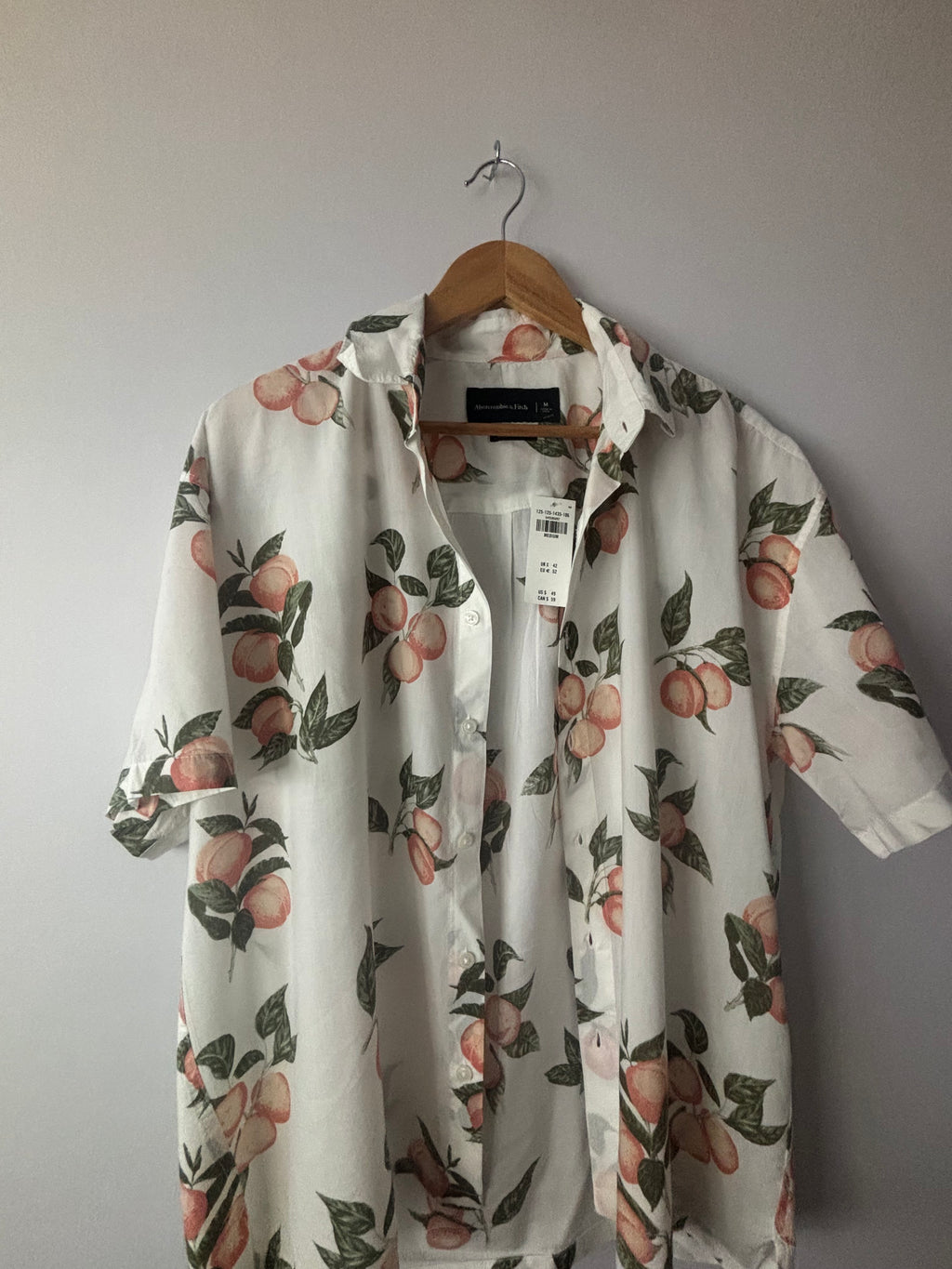 Abercrombie & Fitch Peach Print Button-Up · Unisex Oversized