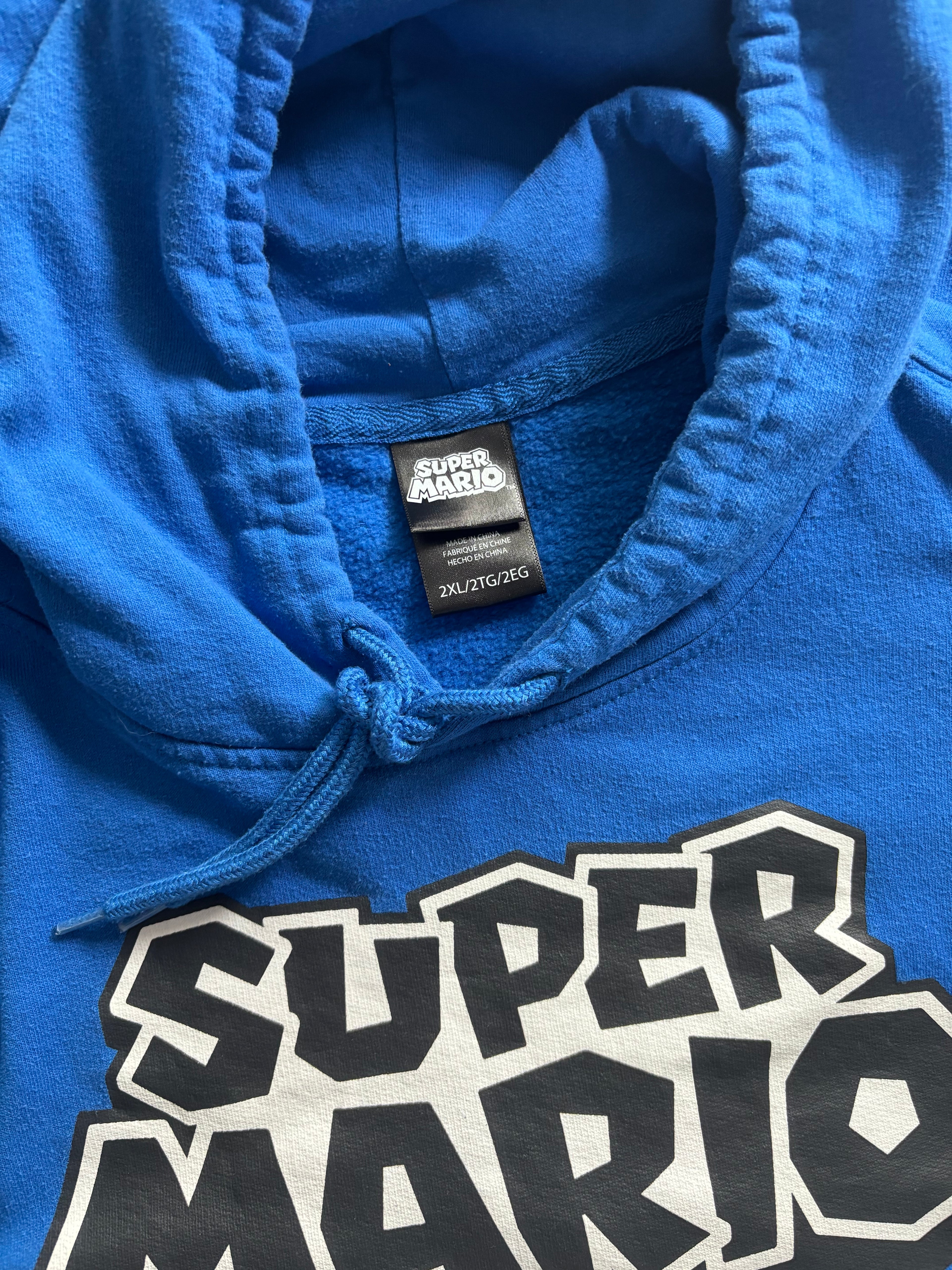 Super Mario Graphic Hoodie · Unisex 2XL