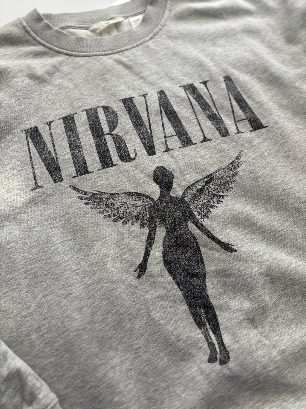 Nirvana Angel Graphic Crewneck Sweatshirt · Oversized L