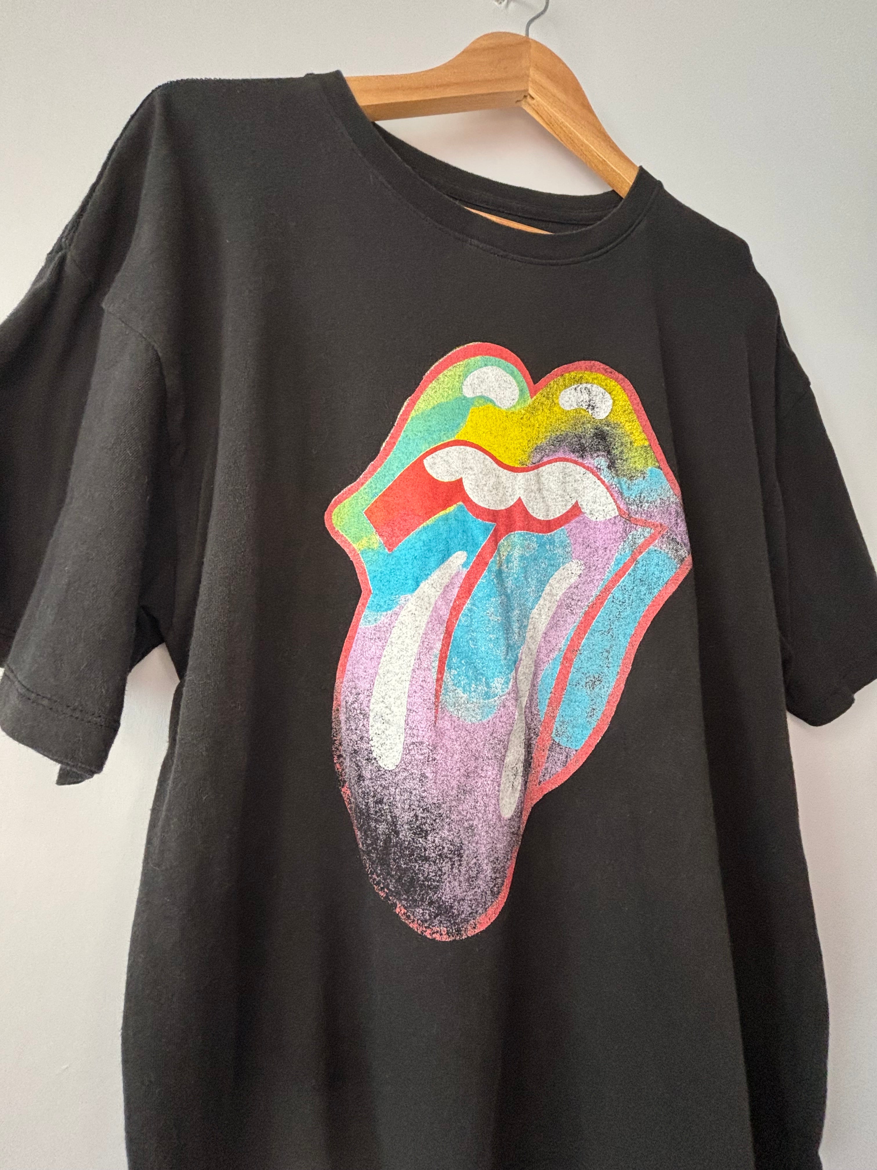Rolling Stones Rainbow Tongue Graphic Tee · Oversized S/M
