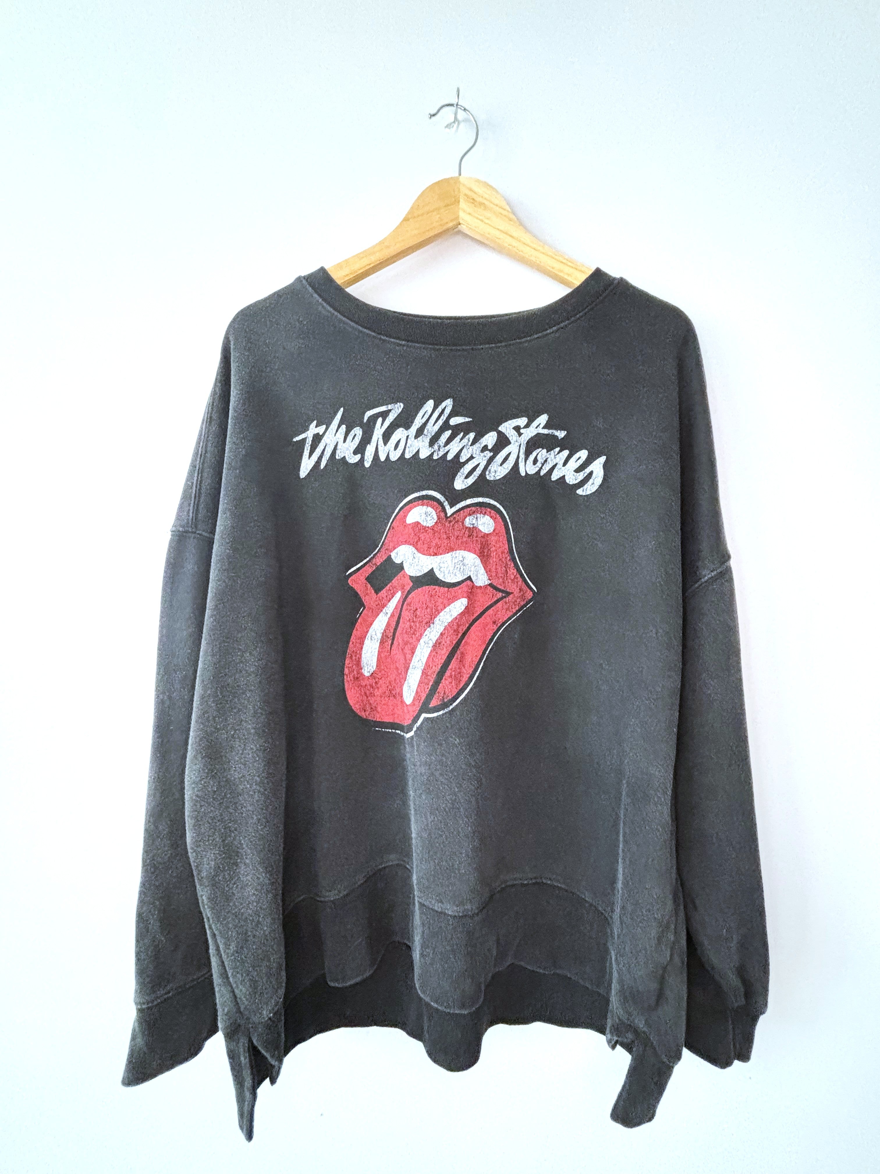 Classic Tongue Graphic Crewneck Sweatshirt · Oversized XXL