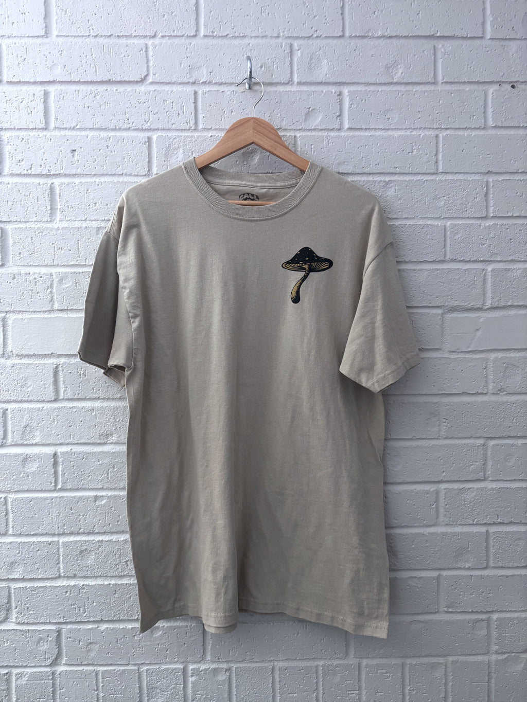 Call Your Mother Mushroom Tee · Unisex L