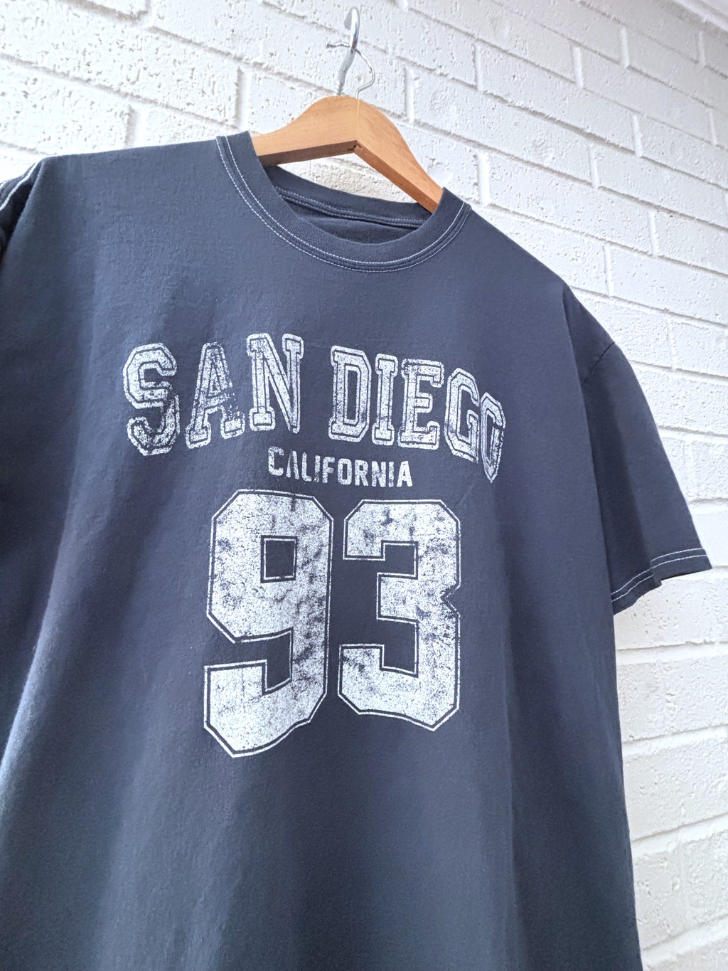 93 Varsity Tee · Unisex L