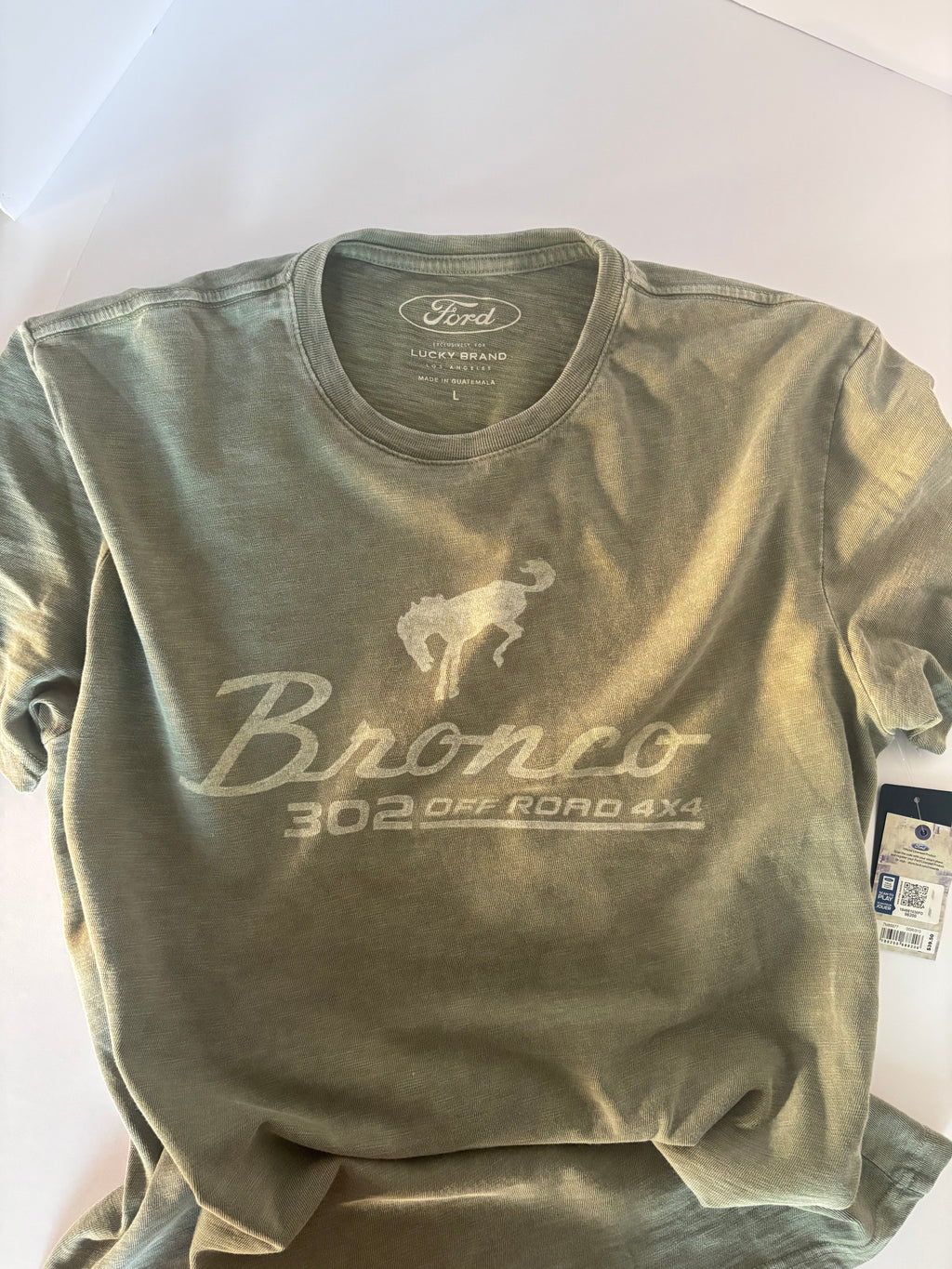 Ford Bronco Tee · Unisex L