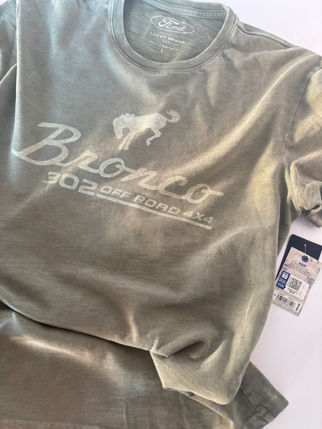 Ford Bronco Tee · Unisex L
