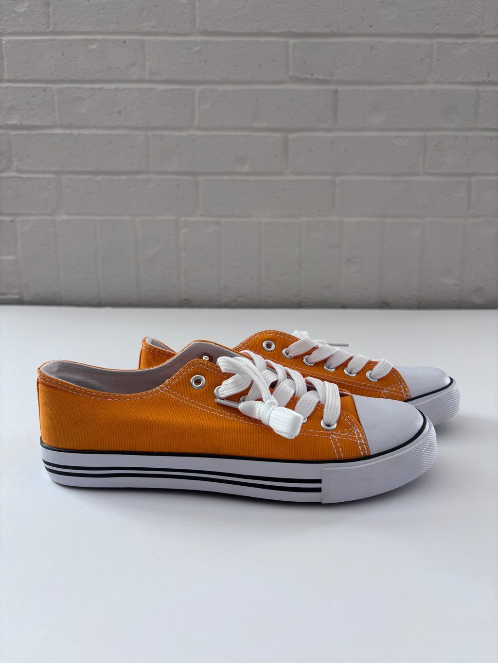 Mustard Canvas Sneakers · Size 8