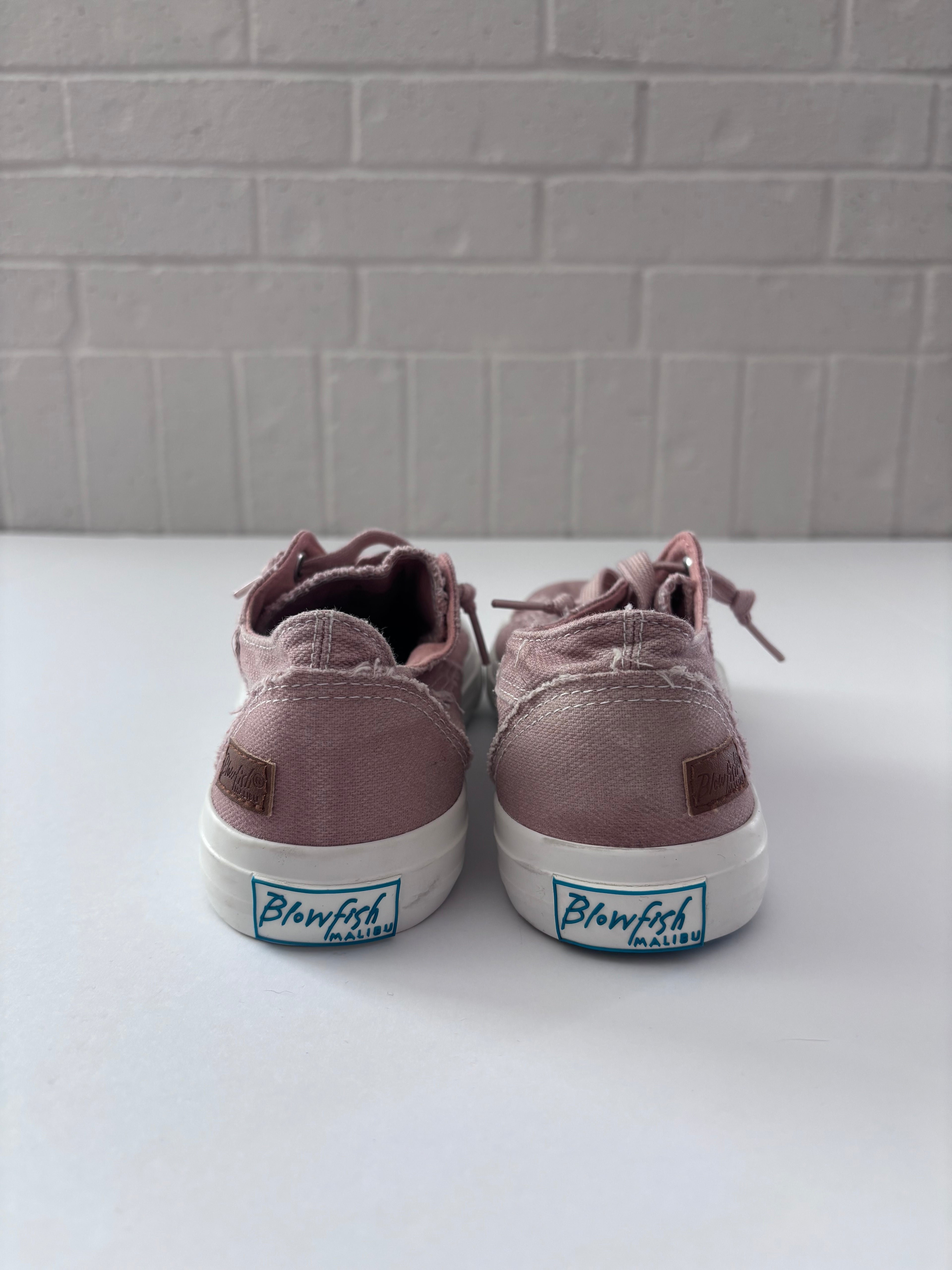 Blowfish Malibu Dusty Pink Canvas Sneakers · Size 8