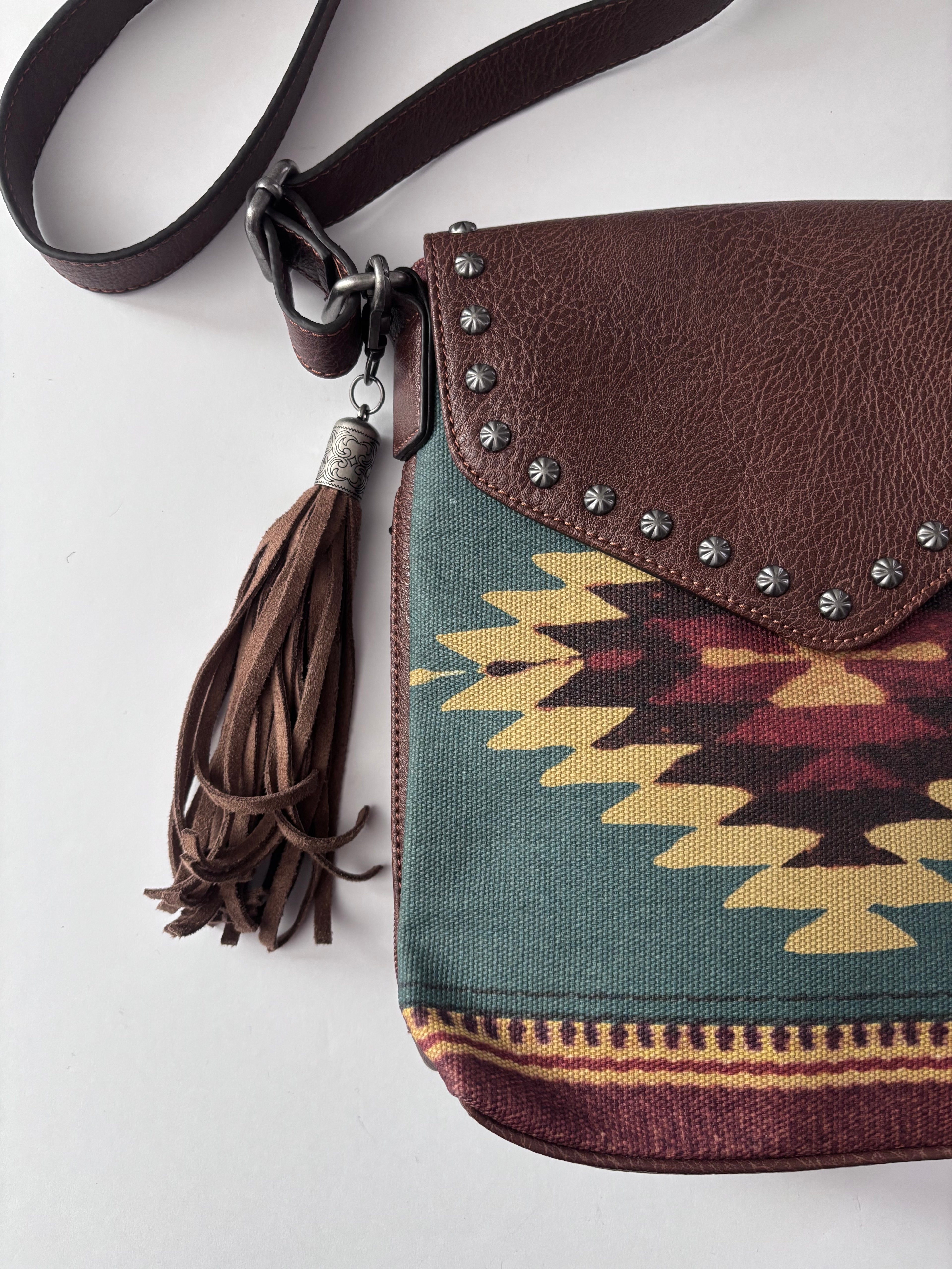 Nocona Southwestern Crossbody Purse · Concealed Carry