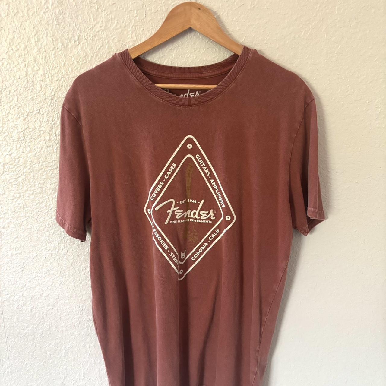 Faded Guitar Logo Tee · Unisex L