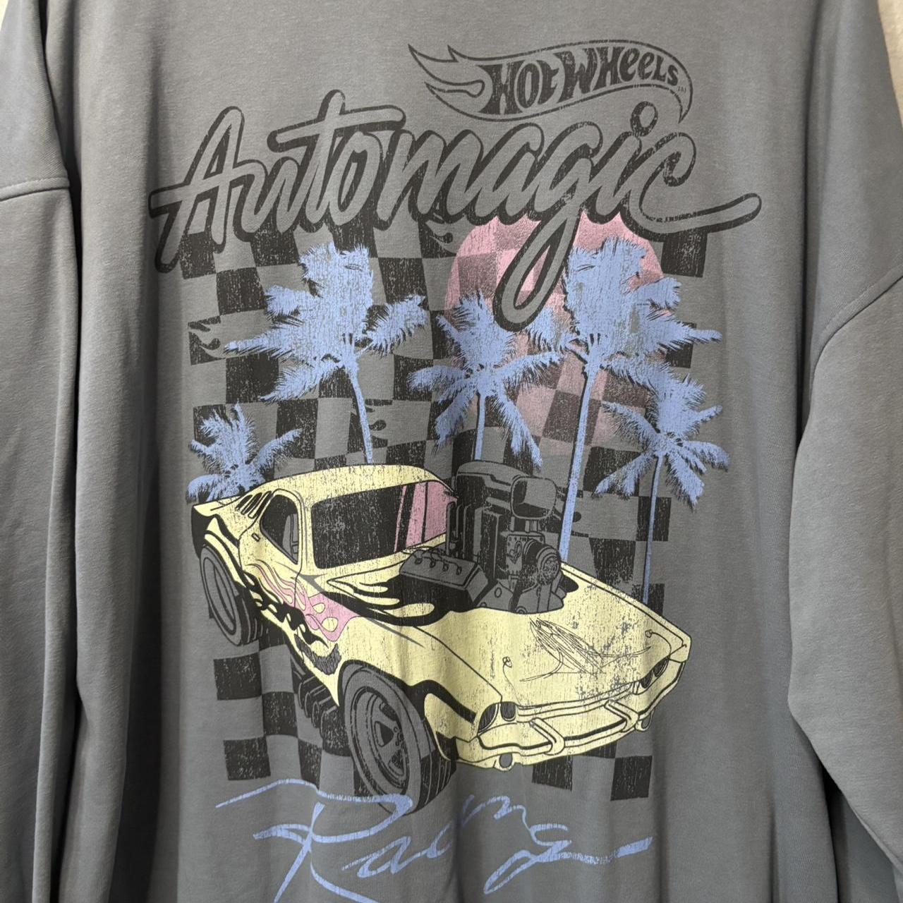 Retro Racing Graphic Crewneck · Unisex M